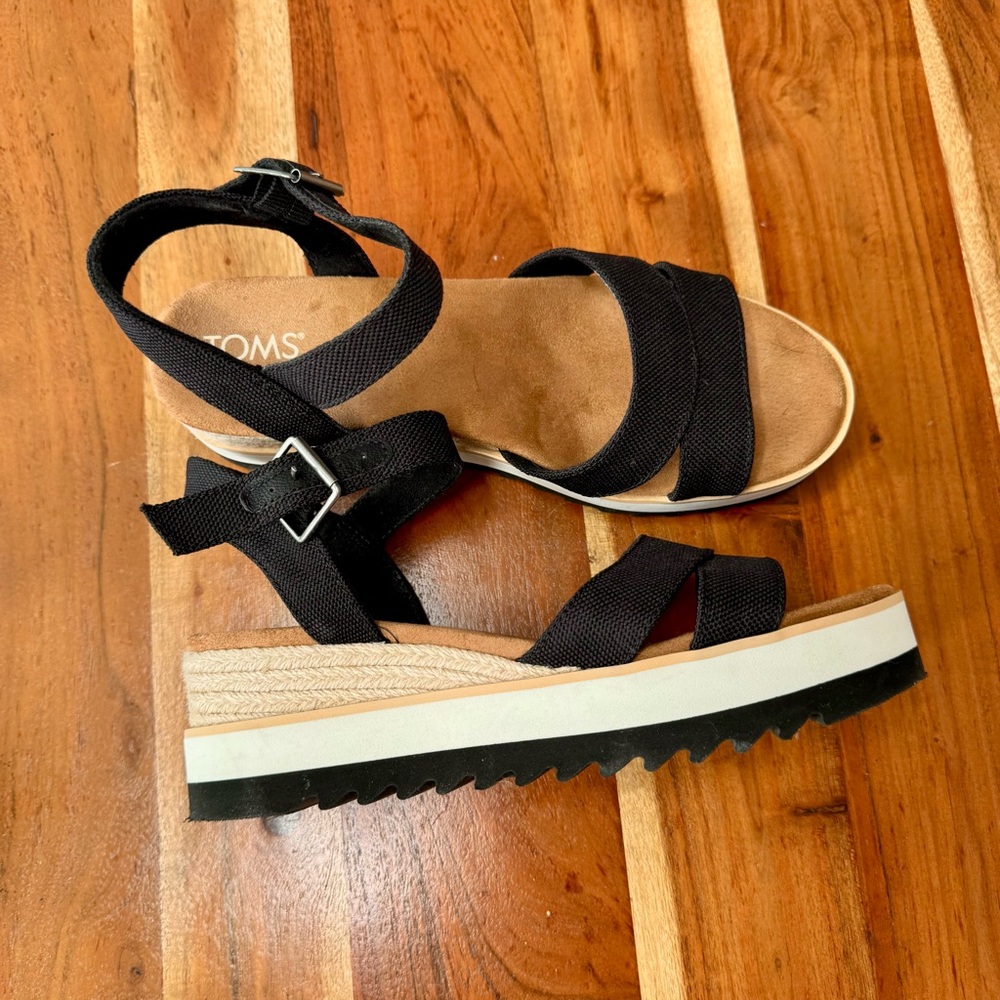 TOMS Louisa Platform Sandal Black Strappy Women's Sandals Sz 8.5